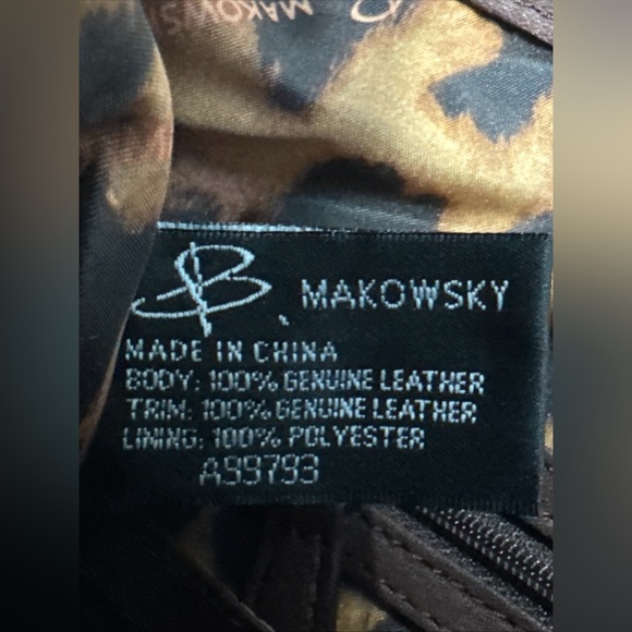 B Makowsky Soft Leather Brown Shoulder/CrossbodyPurse Rosetone Stud Hardware NWT - Picture 15 of 16